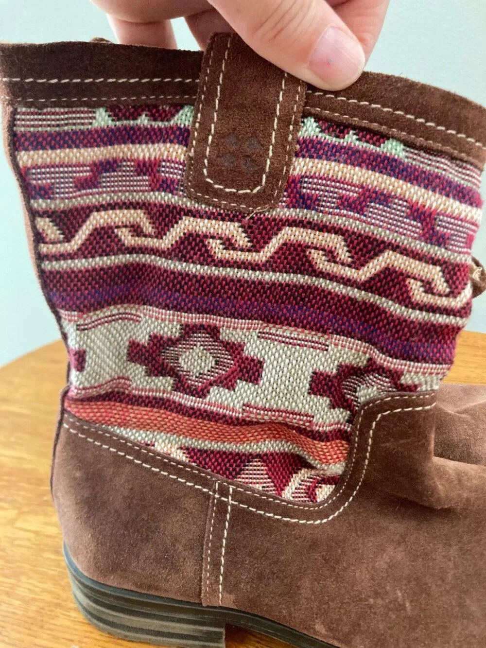 Naturalizer Brown Suede Ankle Boots With Southwest-Inspired Knit Design Size 6.5 - Picture 7 of 7